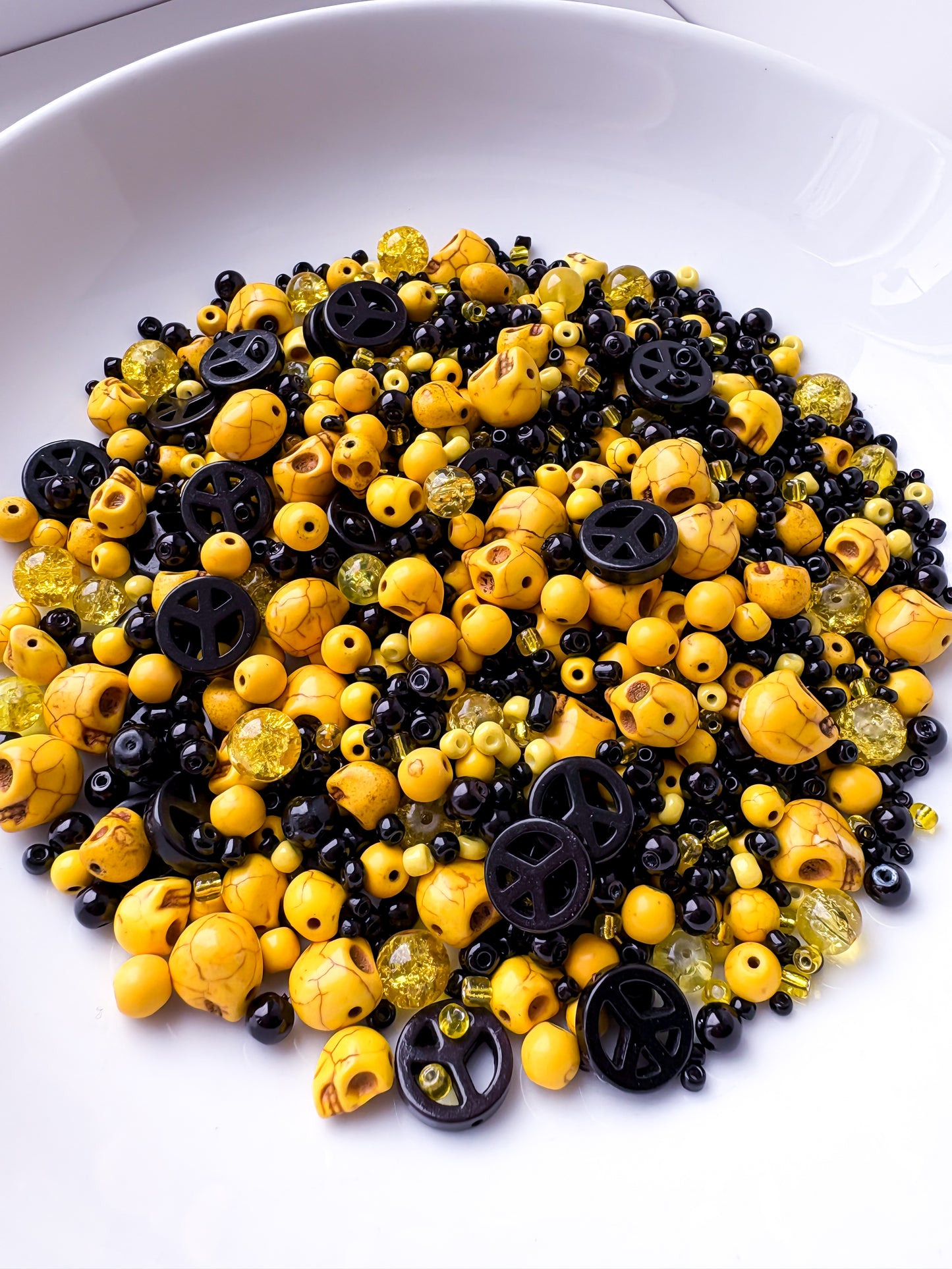 Bead Soup - Black & Yellow Mix