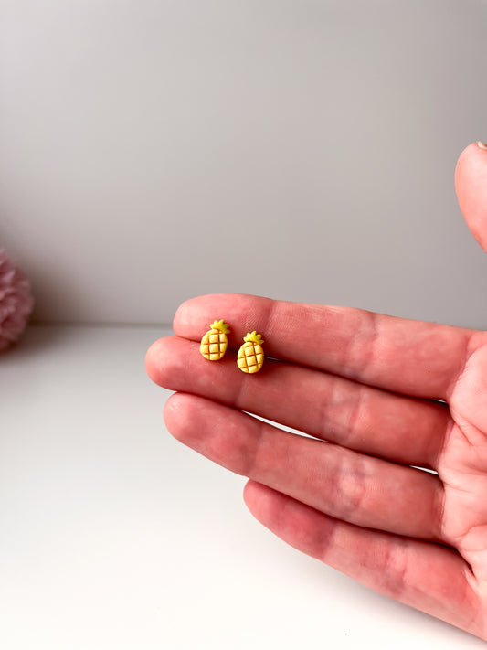mini pineapple studs