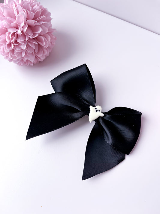 Ghost hair bows (aligator clip)