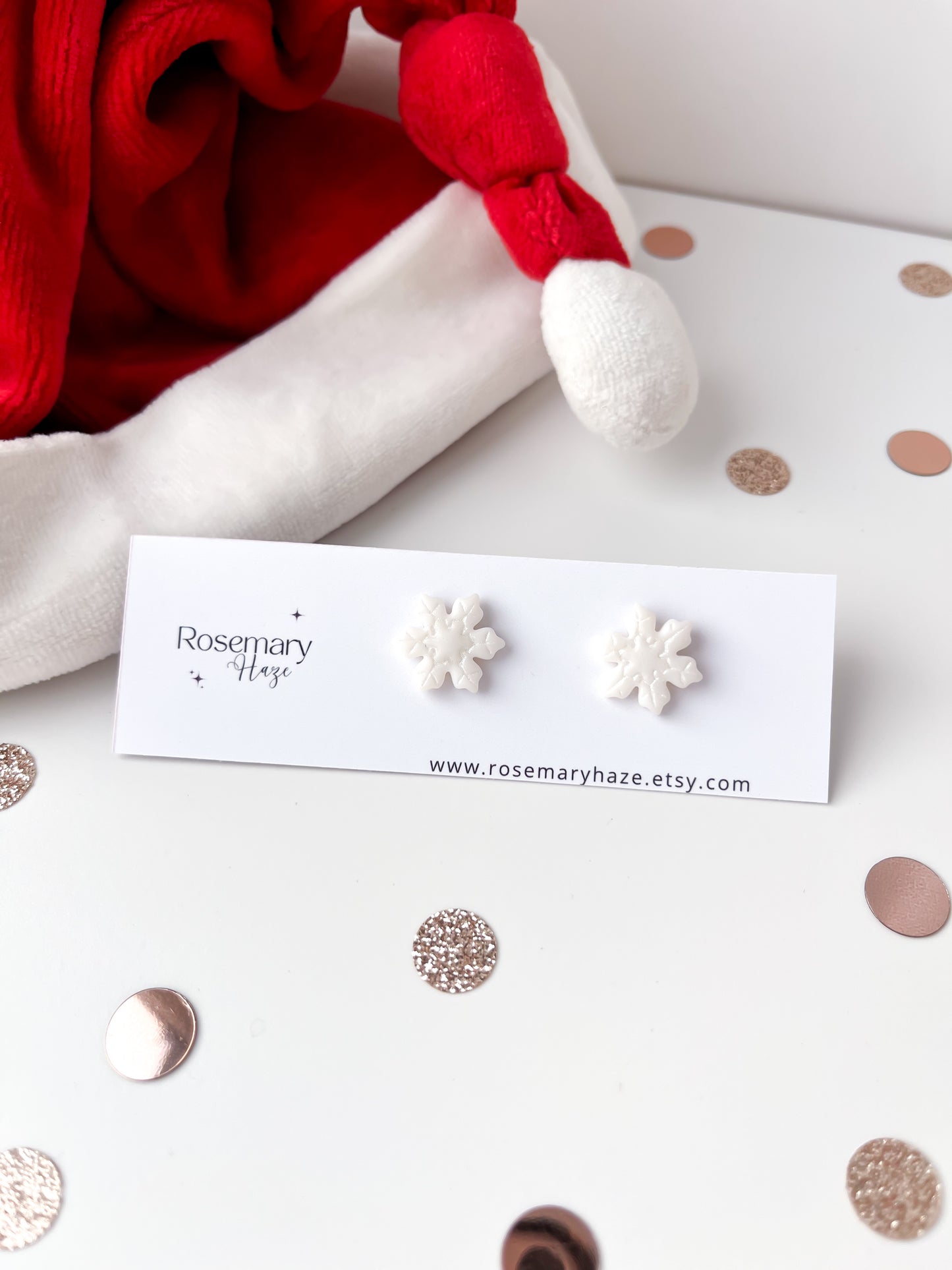 Snowflake Stud Earrings - BUY 2 GET 1 FREE 🎉