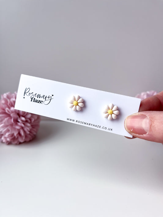 White Daisy Studs