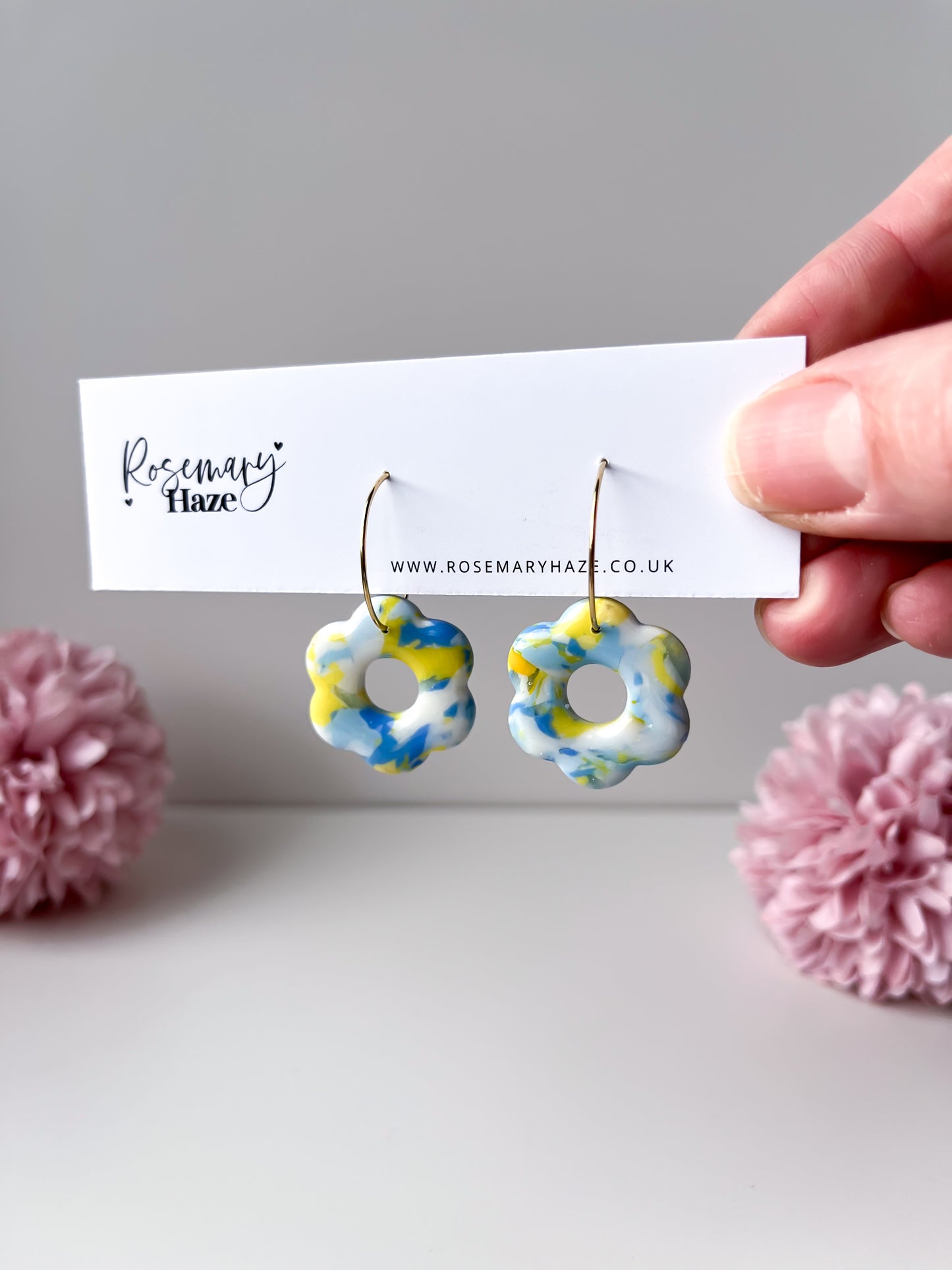 Blue & Yellow Flower Hoops - day 7 🏡