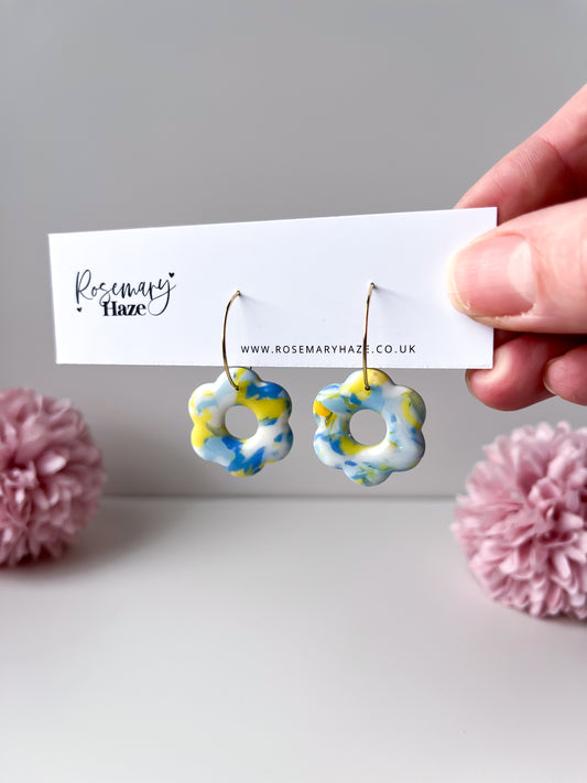 Blue & Yellow Flower Hoops - day 7 🏡